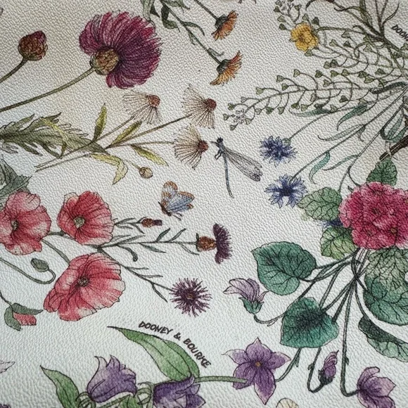 [Dooney & Bourke] Botanical Collection - Small Leisure Tote Shopper 🌺🥀🌼🌿 - Picture 5 of 12